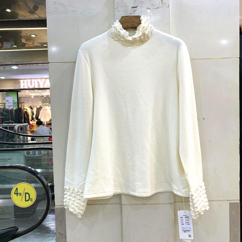 赫琳娜1719 花瓣木耳边半高领磨毛加绒T恤轻暖绒打底衫上衣冬装女