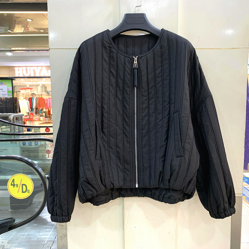 卓颜秋J251W002 拉链圆领压条纹圆领休闲阔版秋棉服棉衣夹棉外套