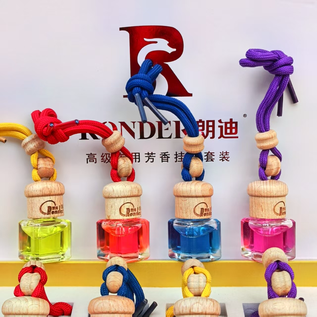 朗迪车用香水汽车车载香薰精油挂件吊坠车上持久淡香氛车内挂饰