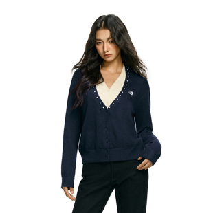 假两件毛衣开衫 FDR官方店 女春季 针织衫 上衣 V领撞色拼接钉珠长袖