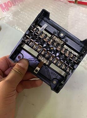 美国霍尼韦尔Honeywell 一级代理控制器TMG740-3 底座70205U