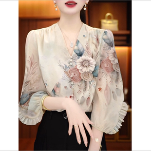 法式V领印花烫钻衬衫女妈妈装春夏洋气薄款小衫七分袖宽松上衣女