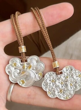 925银宫廷风描金桃花狐狸吊坠女
