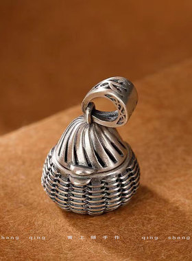 925银复古镂空小鱼篓香囊吊坠