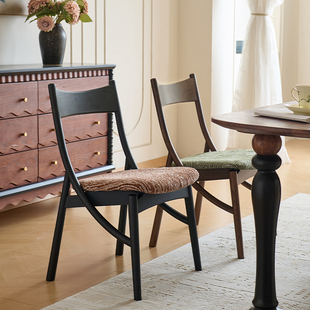 猫耳朵餐椅家用靠背小户型实木中古侘寂风吃饭软包餐厅设计师椅子