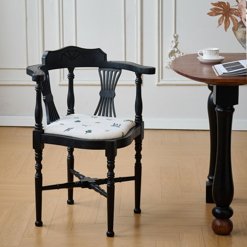 中古风餐椅家用实木靠背餐厅设计师雕花复古美式侘寂风喝茶椅子