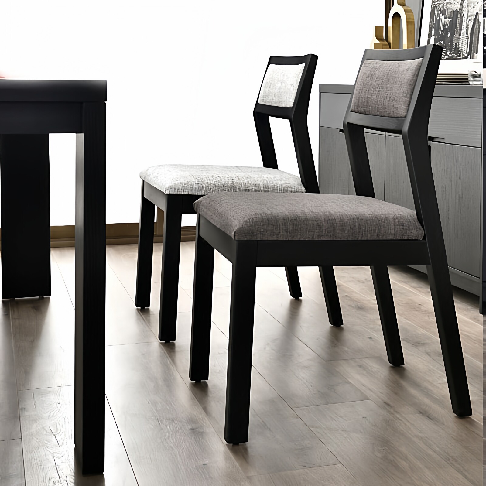 北欧实木餐椅 现代简约皮艺软包舒适休闲椅家用餐厅黑色靠背椅子