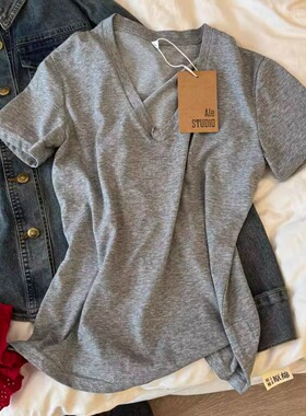 KFCAG基础款白色v领短袖T恤女2025夏修身显瘦百搭正肩短款上衣