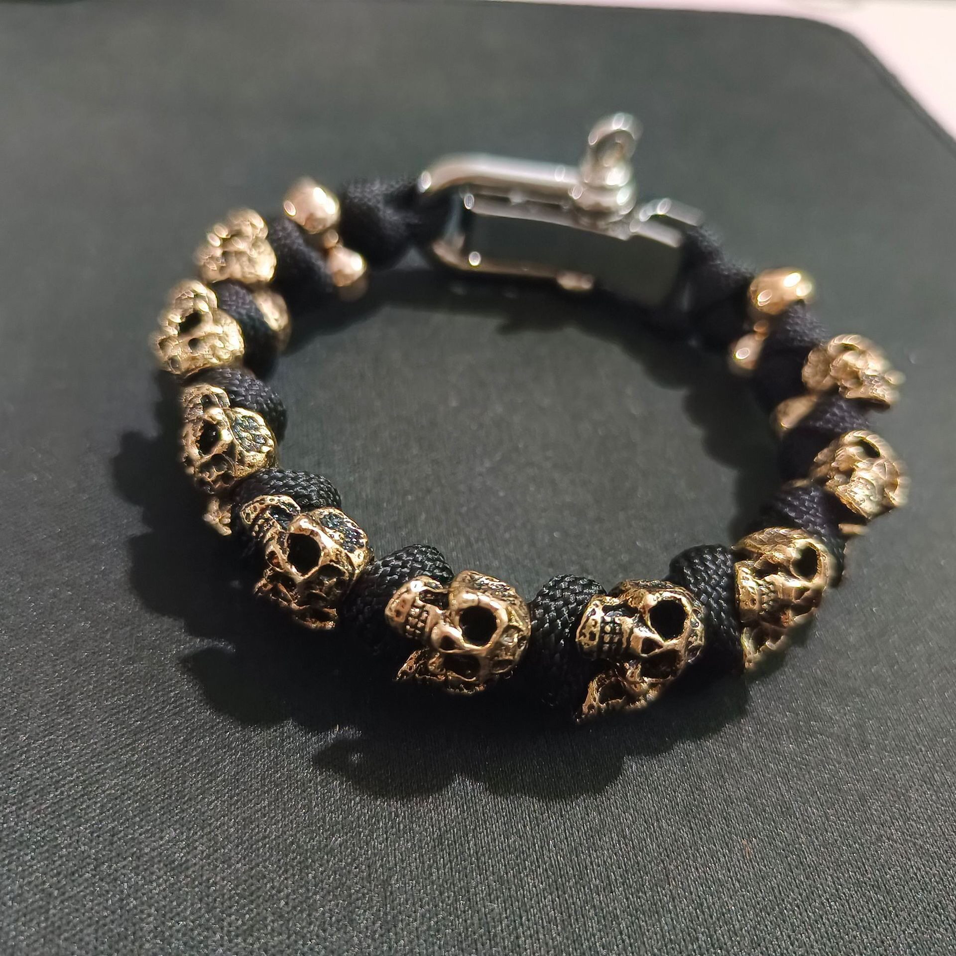 复古欧美骷髅编织伞绳手环暗黑系朋克风小众独特个性欧美硬汉手链