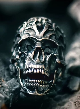 复古镂空骷髅戒指男欧美朋克风暗黑系小众高级感夸张独特指环配饰