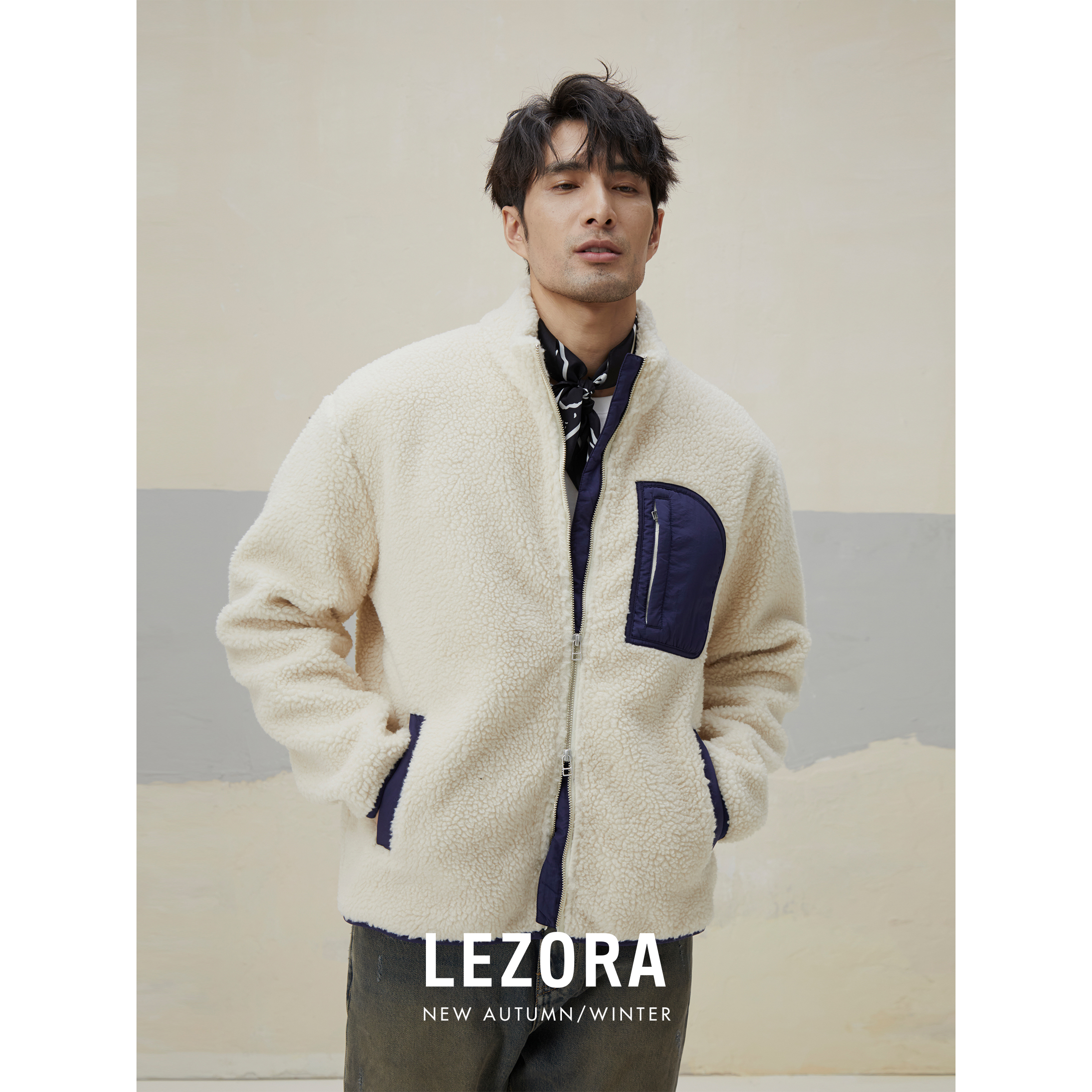 lezora拼接口袋摇粒绒立领外套