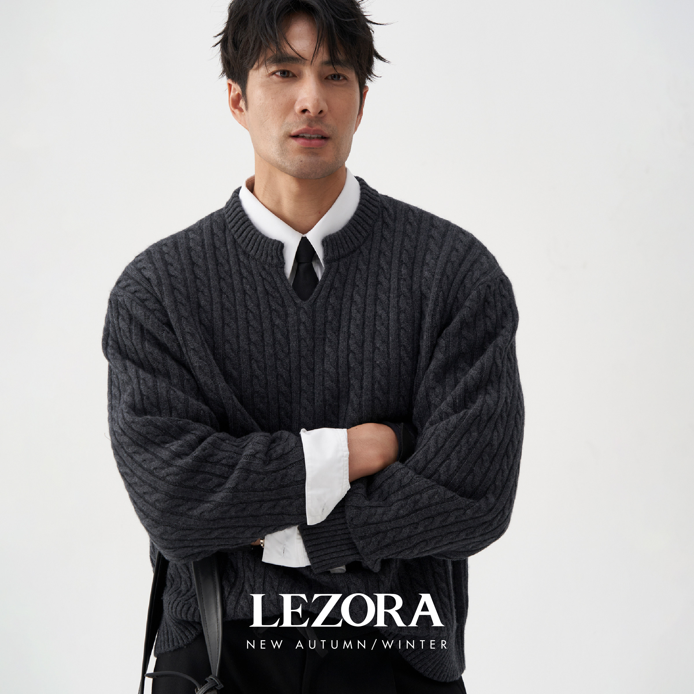 LEZORA绞花山羊毛！新西兰美丽奴羊毛羊绒 秋冬小v领针织毛衣男