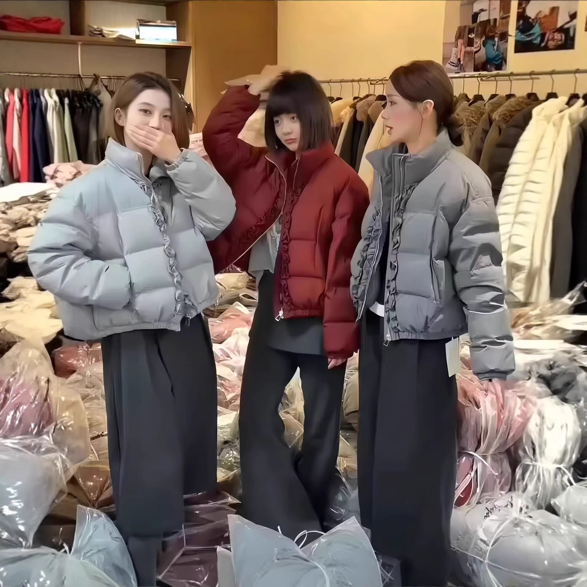 韩版立领木耳边短款羽绒服外套女2025冬季新款设计感白鸭绒上衣潮