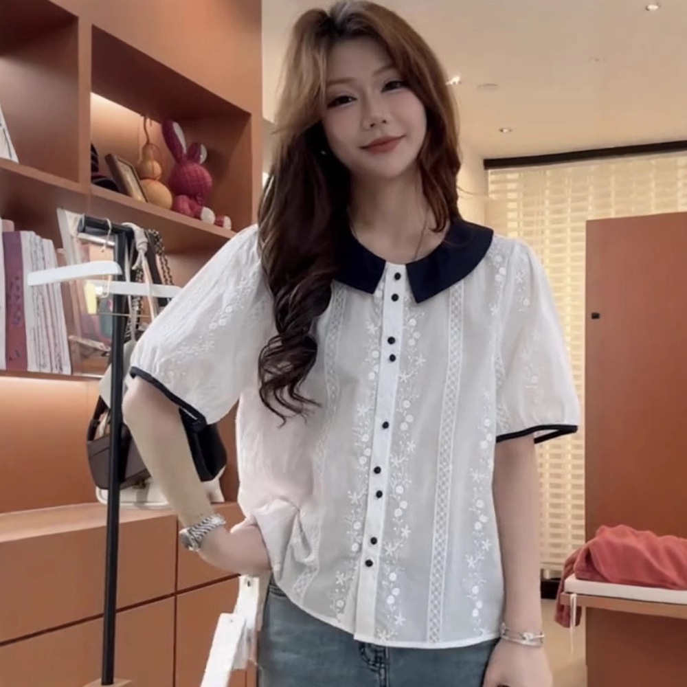 高端欧货夏季新款撞色娃娃领蕾丝刺绣短袖衬衫女宽松显瘦百搭上衣