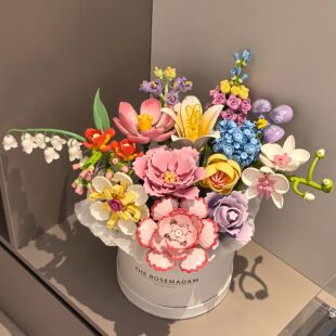 积木花束拼装花朵一整套diy材料包抱抱桶送女生高级感情人节礼物