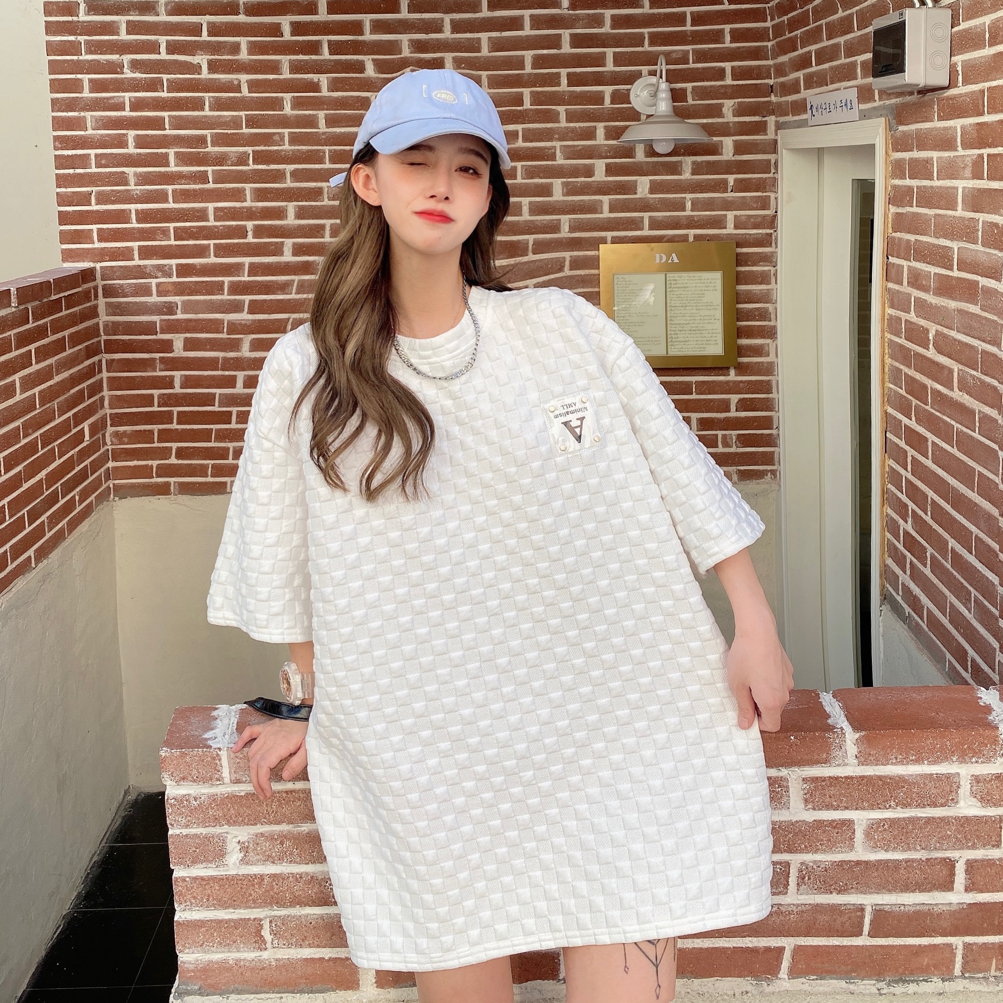 Real shot short sleeve T-shirt girl