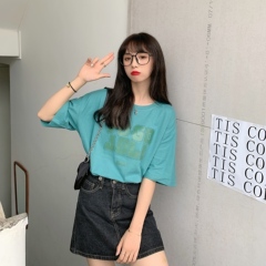 Korean Short Sleeve T-shirt with loose and simple letters