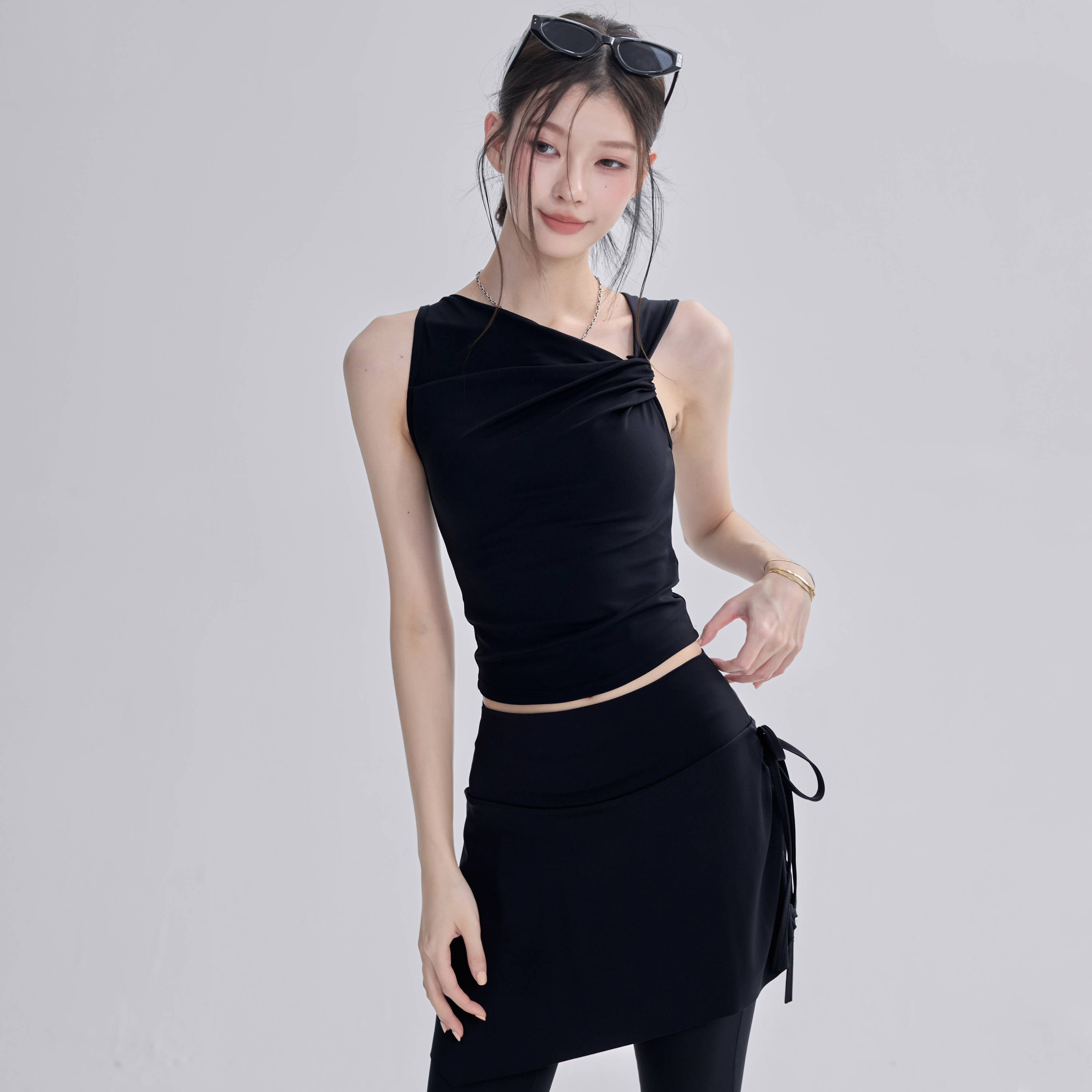 带胸垫运动背心女健身显瘦瑜伽服