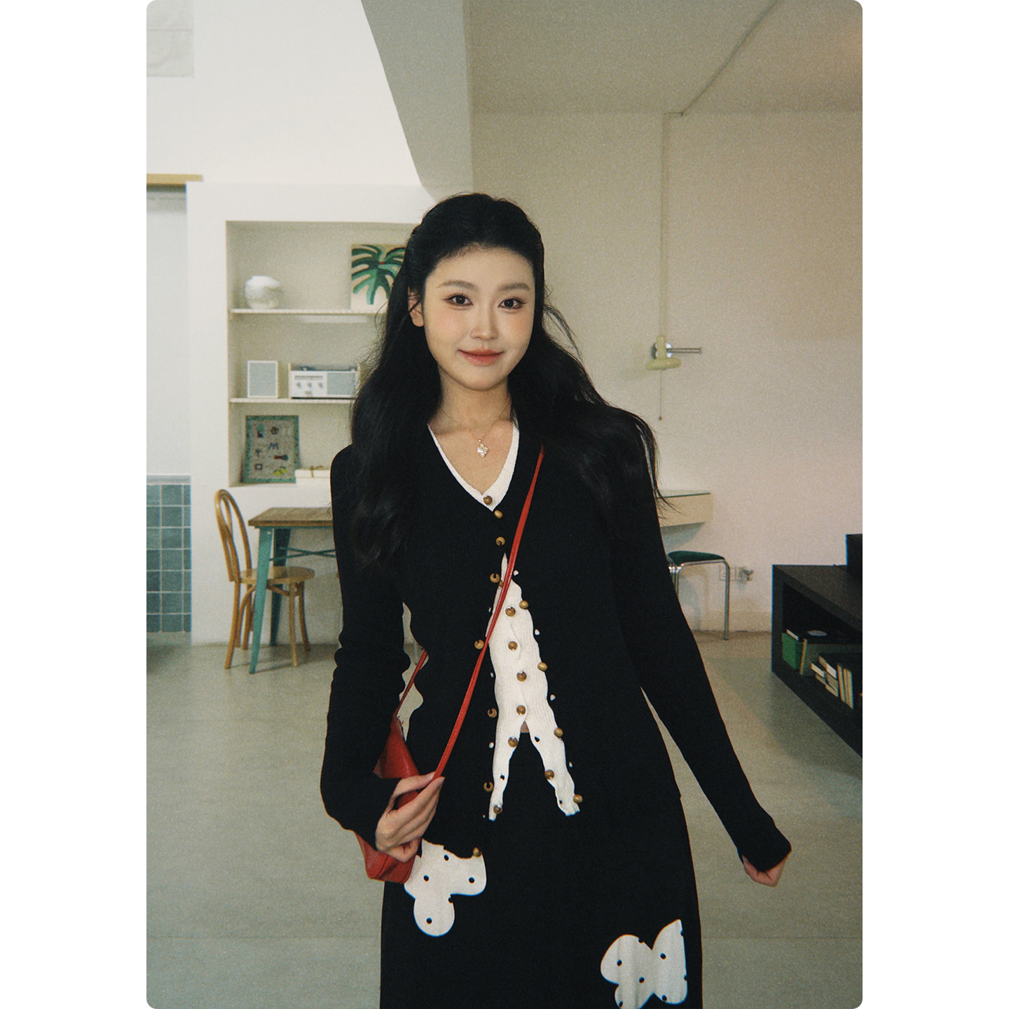 糕冷圆脸[山茶花毛衣]韩系假两件针织衫女秋冬显瘦收腰设计感毛衣