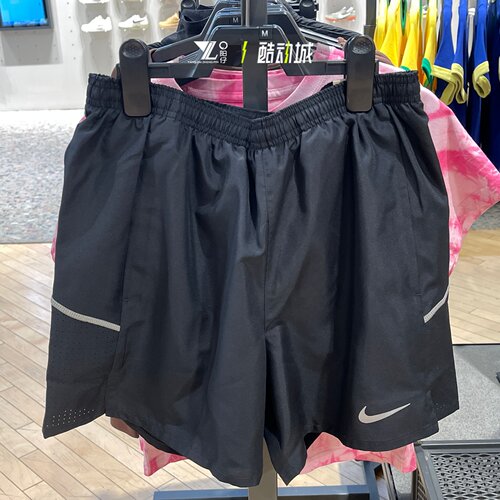 Nike男速干透气反光跑步短裤