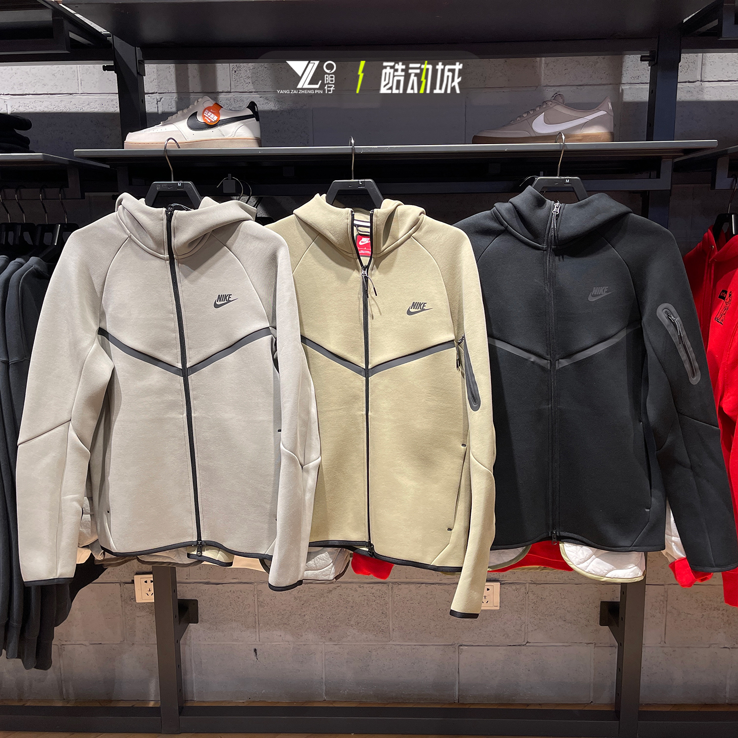 nike耐克男子运动夹克风行者系列防风连帽外套HV0950-010-277-320