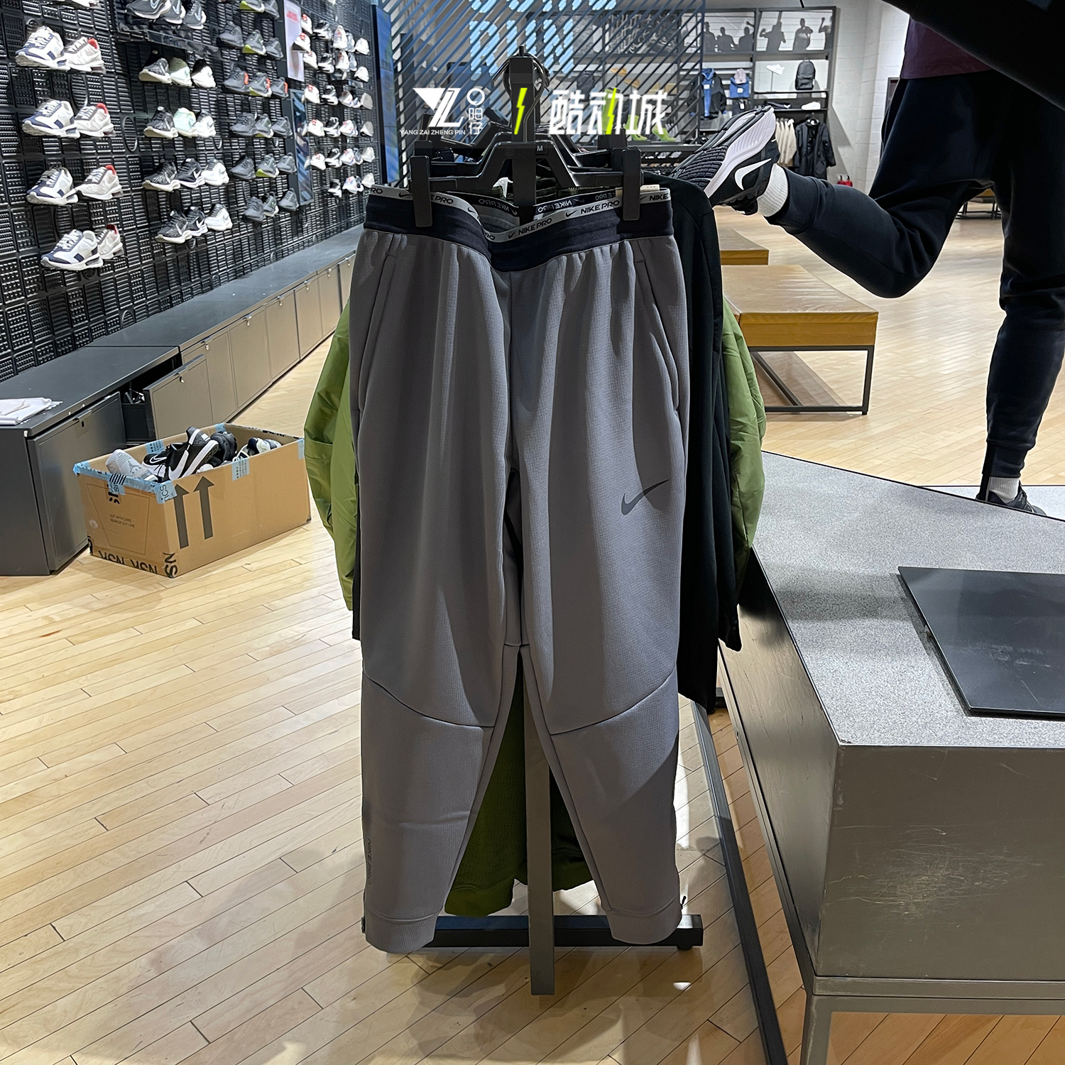 运动裤加绒保暖拉链小脚