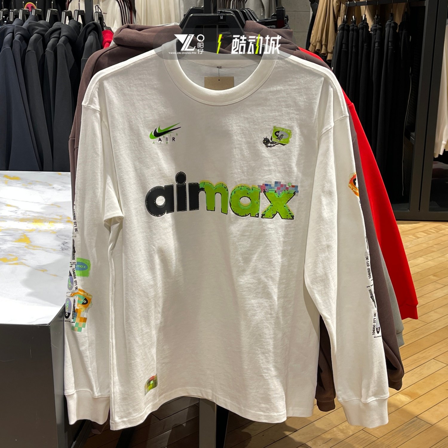 nike耐克正品新款上衣男子印花纯棉舒适休闲长袖T恤 IQ3976-100,运动服/休闲服装,运动T恤,淘宝优惠券,粉丝福利购,淘宝优惠卷
