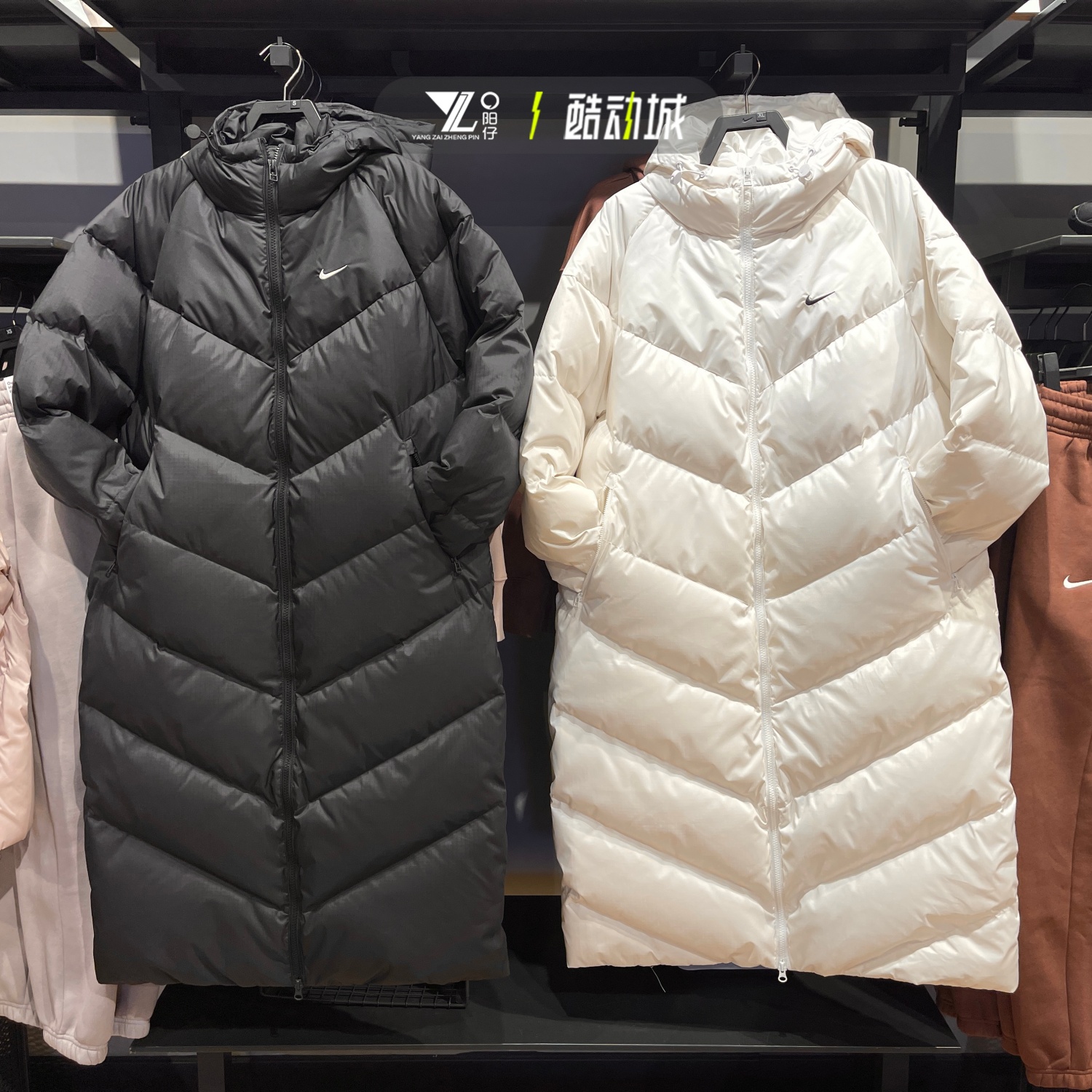 耐克女子长款羽绒服外套保暖防寒