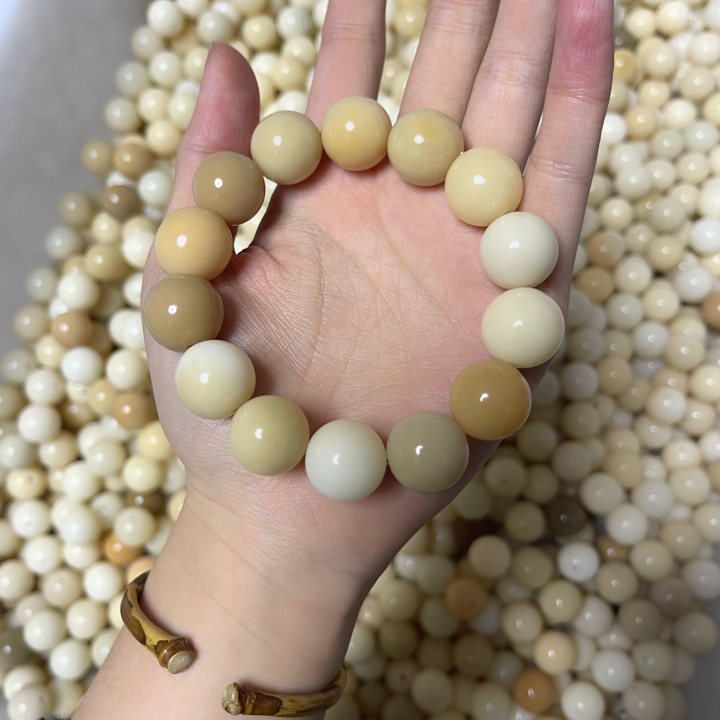 『云菩提』 风化多宝奶黄菩提根手串高抛念珠菩提子绕指柔手链