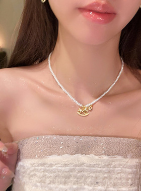 韩国新款锆石珍珠串珠小马吊坠项链轻奢时尚锁骨链小众高级感项饰