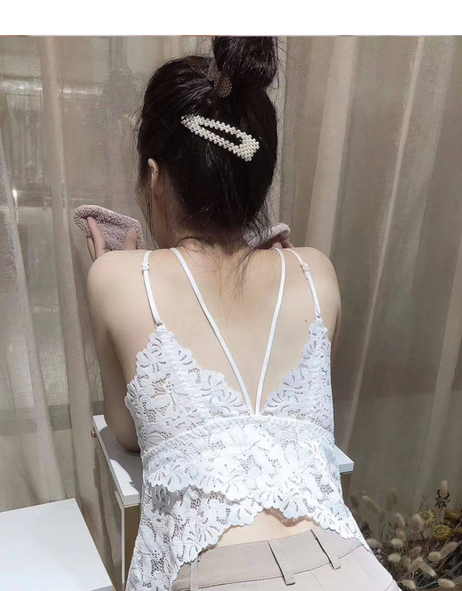 丽维 蕾丝V领镂空双细肩带无钢圈美背燕尾胸垫一体抹胸背心D0032