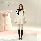 大蝴蝶结撞色千金感羊毛单面呢大衣女 25年新款 BLUE 白雪公主