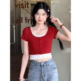 胖mm假两件红色碎花短袖 露脐短款 t恤女夏季 低领修身 上衣 新款 大码