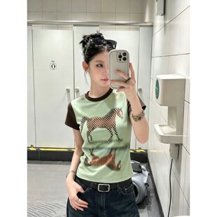 大码胖mm美式涂鸦印花短袖t恤女装夏季2026修身显瘦正肩拼色上衣