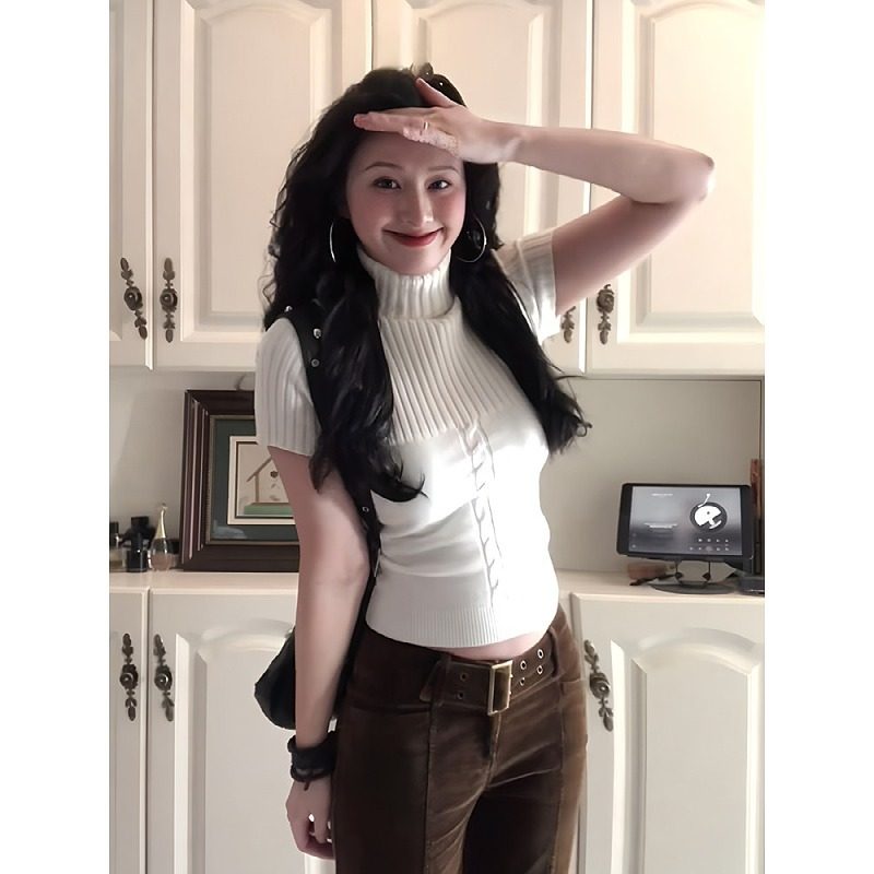 大码胖mm韩系设计感扭花高领短袖针织衫女早春季显瘦气质内搭上衣,女装/女士精品,大码内搭,淘宝优惠券,粉丝福利购,淘宝优惠卷