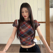 大码 上衣 甜辣设计感褶皱显瘦短款 胖mm格子圆领正肩短袖 t恤女夏季