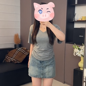 v领灰色掐腰小上衣2025新款 夏季 微胖mm显瘦遮肚子短袖 大码 t恤女装