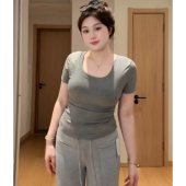 胖MM设计感辣妹u领正肩短袖 t恤女夏季 修身 大码 显瘦内搭打底衫 上衣