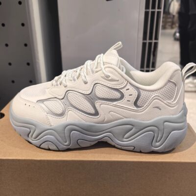 安踏流萤老爹鞋女冬季新款3厚底增高复古百搭休闲运动122618853