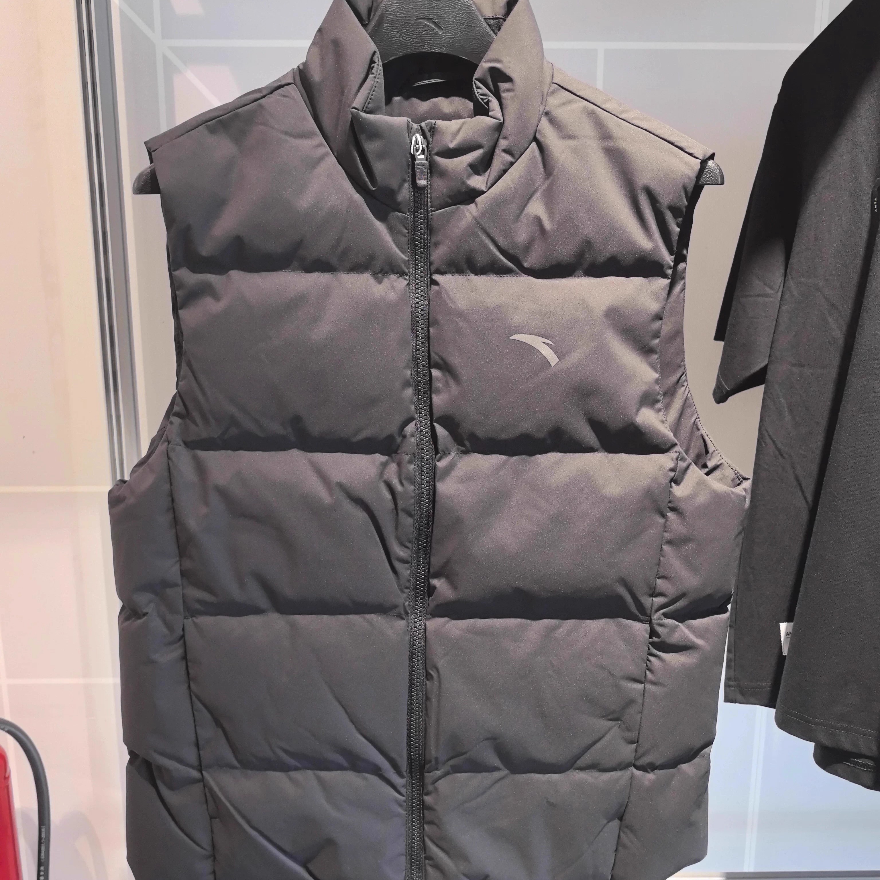 安踏面包羽绒马甲立领短款男冬季2休闲综训保暖羽绒背心152547930