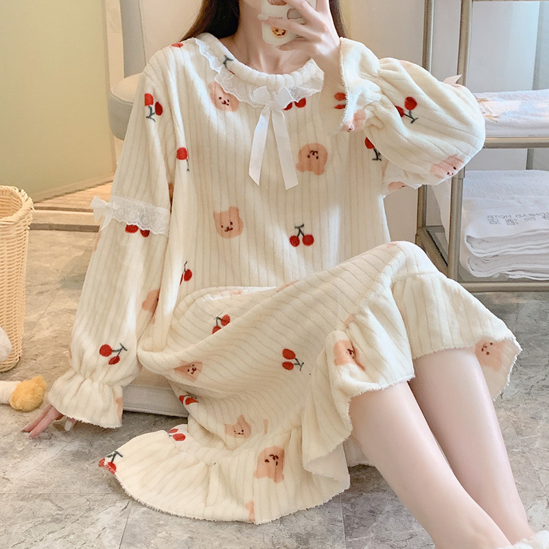 法兰绒睡衣女秋冬季薄绒珊瑚绒睡裙宽松大码200斤长款孕妇连衣裙