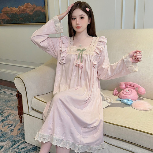 德绒睡衣睡裙女生秋冬季加肥加大2025新款家居服甜美温柔花边粉色