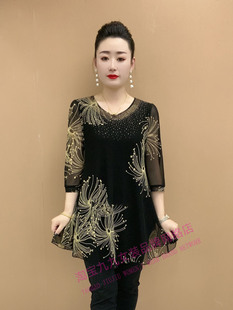 洋气妈妈烟花大版衫女士春夏新款烫钻圆领七分袖遮肉减龄打底衫