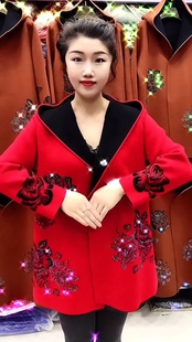 玫瑰烫钻中长款两面穿外衣女士长袖连帽中老年妈妈红色毛呢大衣