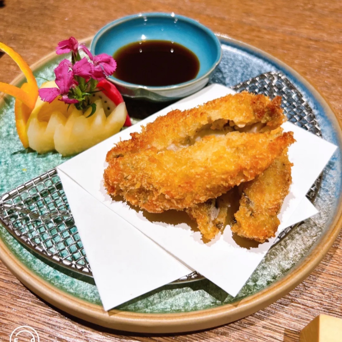 新中日本式料理陶瓷餐具圆形刺身寿司拼盘烧烤肉盘牛排平盘鱼头盘