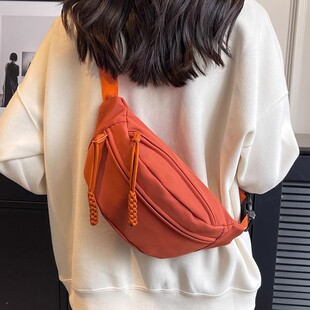 百搭旅行男生运动单肩背包斜挎包 时尚 胸包女2026新款 ins女士韩版