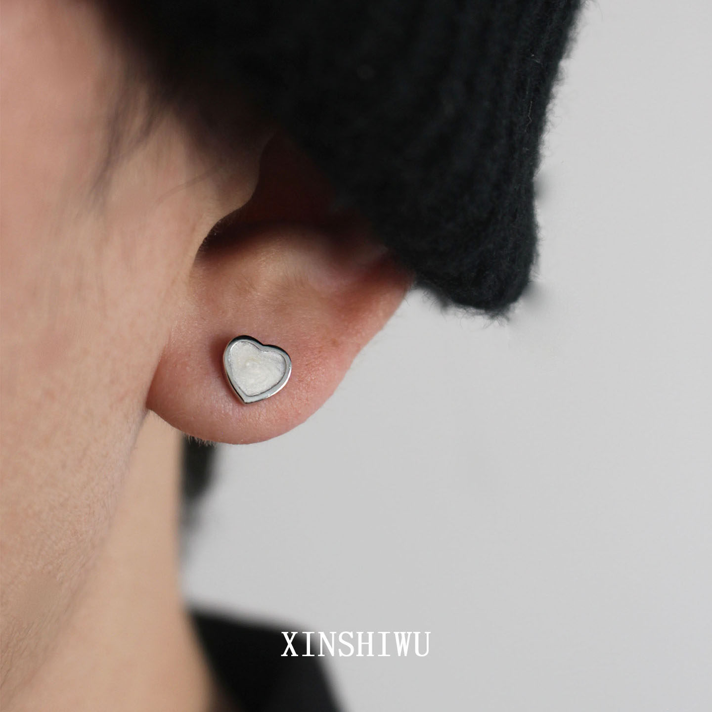 XINSHIWUs925银极简爱心滴胶耳钉男女生气质日常百搭耳饰礼盒款