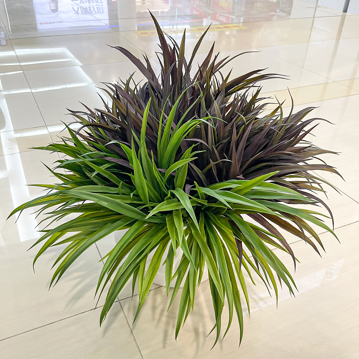 仿真植物吊兰草假花绿植橱窗布景