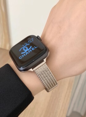 适用applewatchS89金磁吸表带苹果手表不锈钢iwatchS10表带高级感