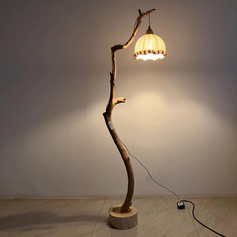 089实木树枝民宿创意形状落地灯